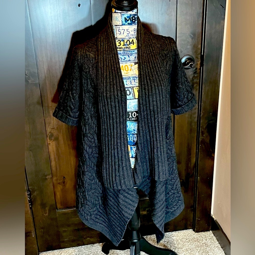 Magaschoni Women Med short sleeve open drape cashmere wool charcoal Black Knit